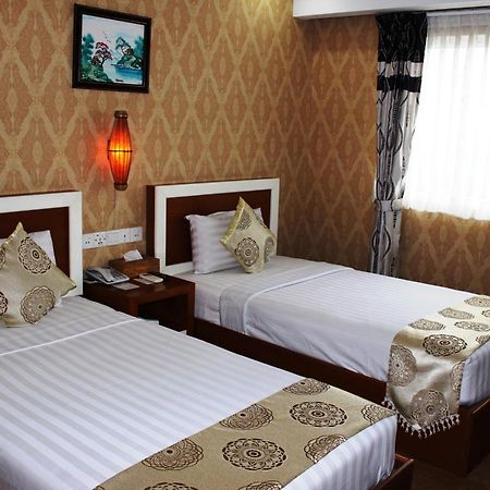 Hotel Kan Kaw Yangon Exterior foto